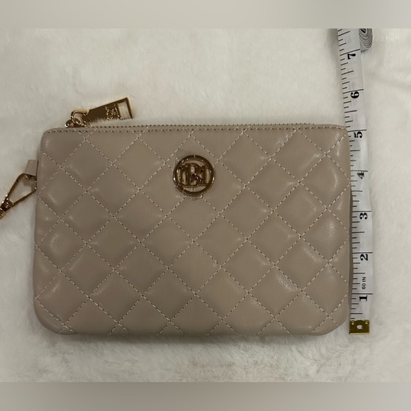 Classic Looking Small Cream Color Wristlet Clutch by Studio Badgley Mischka - Picture 10 of 11